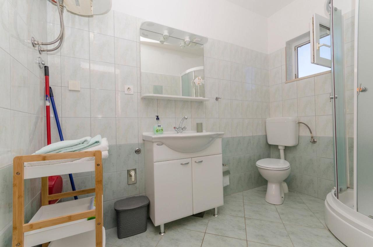 Apartments Silvana Supetar Zewnętrze zdjęcie