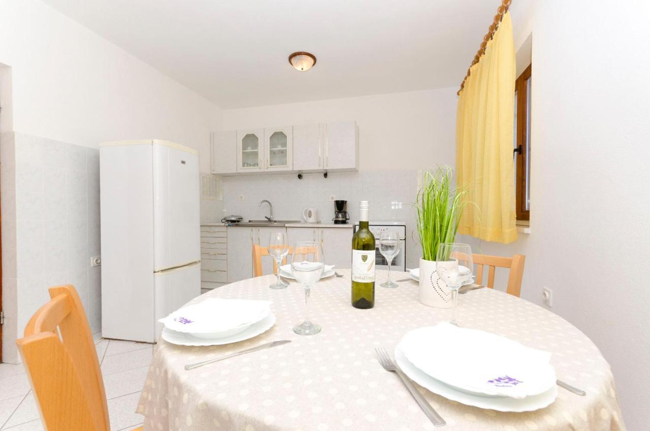 Apartments Silvana Supetar Zewnętrze zdjęcie