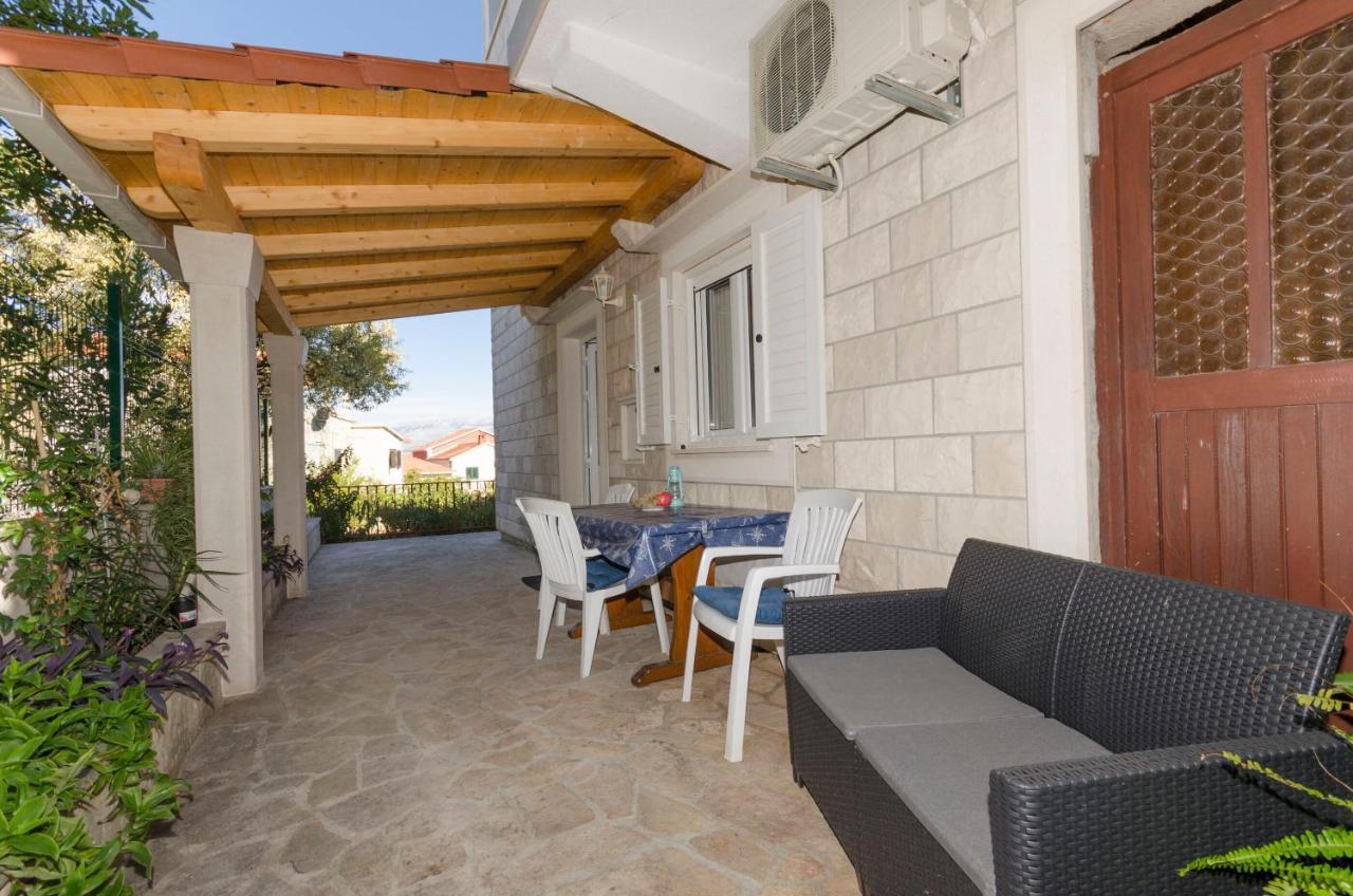 Apartments Silvana Supetar Zewnętrze zdjęcie