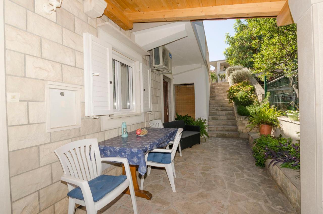 Apartments Silvana Supetar Zewnętrze zdjęcie