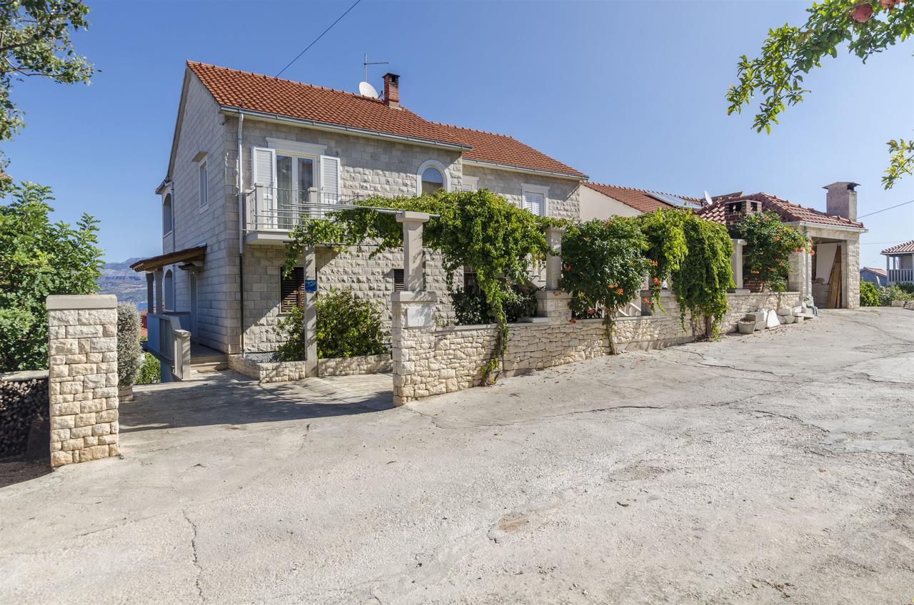 Apartments Silvana Supetar Zewnętrze zdjęcie