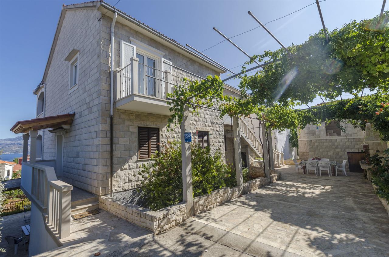 Apartments Silvana Supetar Zewnętrze zdjęcie